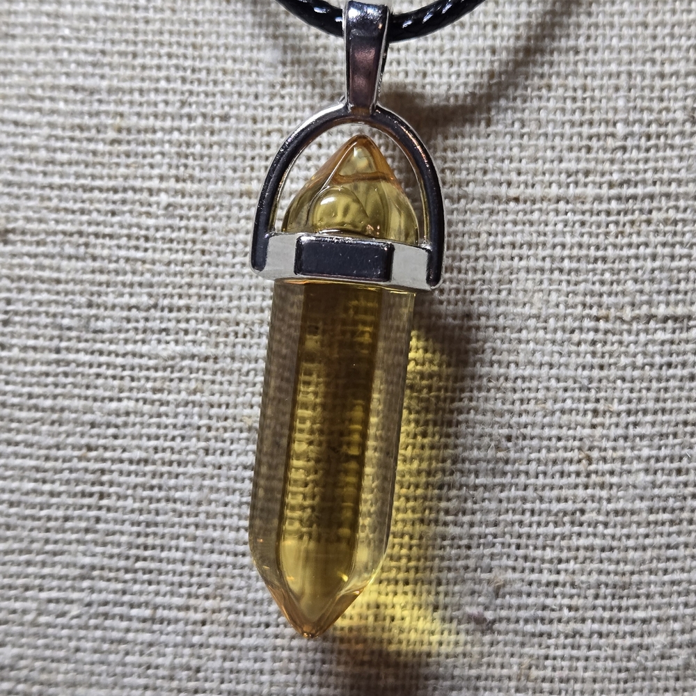Clear Yellow Crystal Pendant 18" Necklace Lobster Claw Clasp TB74